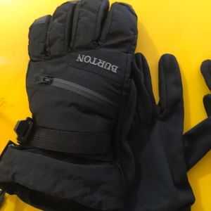 Burton snow gloves